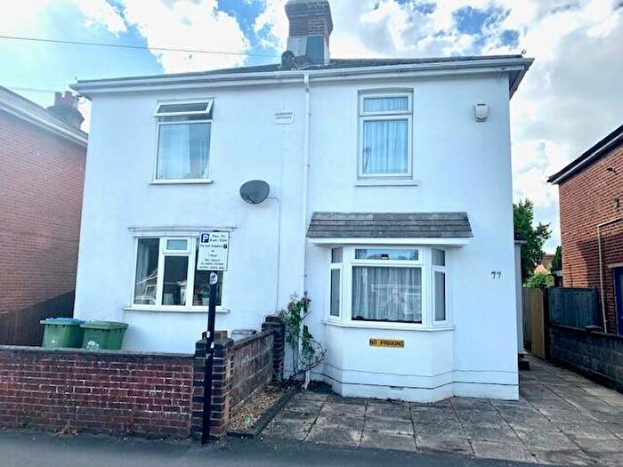 3 Bedroom Semi Detached House To Rent In Close To Hospital, SO16