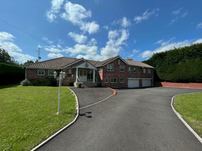 6 Bedroom Detached House For Sale In Prestbury Road, Wilmslow, SK9