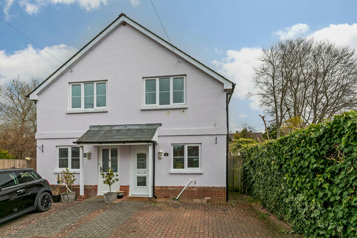 2 Bedroom Semi-Detached House To Rent In The Dean, Alresford, Winchester, SO24