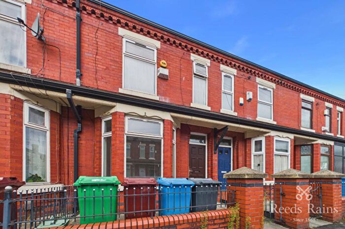 3 Bedroom Terraced House For Sale In Crofton Street, Rusholme, Manchester, Greater Manchester, M14