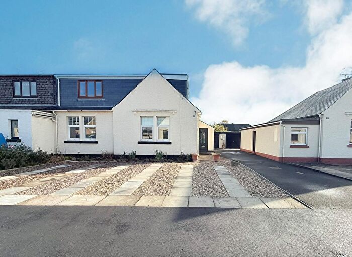 3 Bedroom End Terrace House For Sale In Queen Street, Grangemouth, FK3