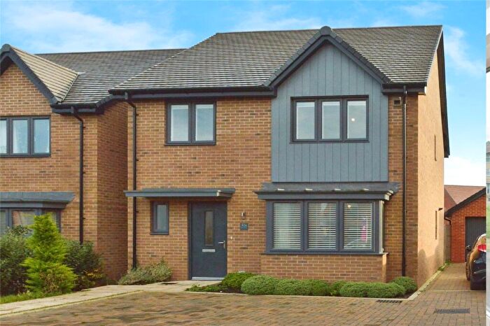4 Bedroom Detached House For Sale In Rambouillet Drive, Whitehouse, Milton Keynes, Buckinghamshire, MK8