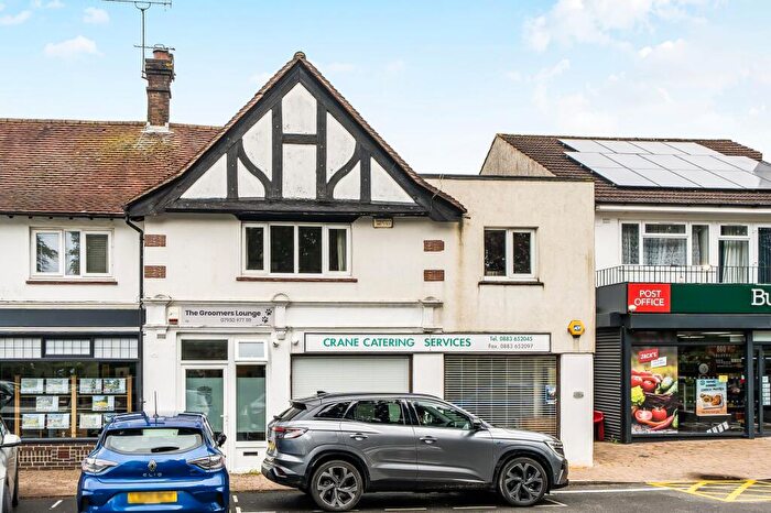 2 Bedroom Flat For Sale In The Crescent, Woldingham, CR3