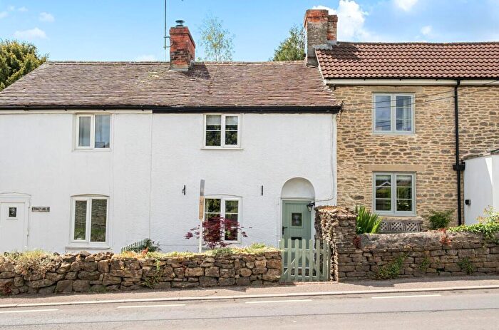 2 Bedroom Cottage For Sale In Longburton, Sherborne, DT9
