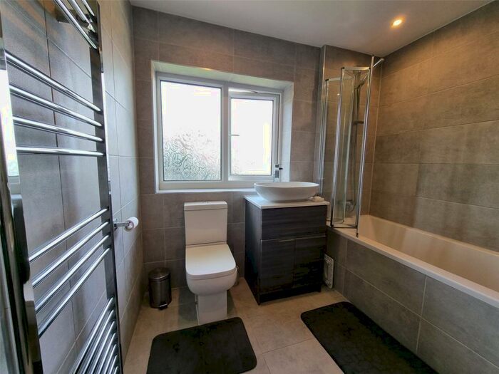 3 Bedroom House To Rent In Padstow Road, Nottingham, Nottinghamshire, NG5