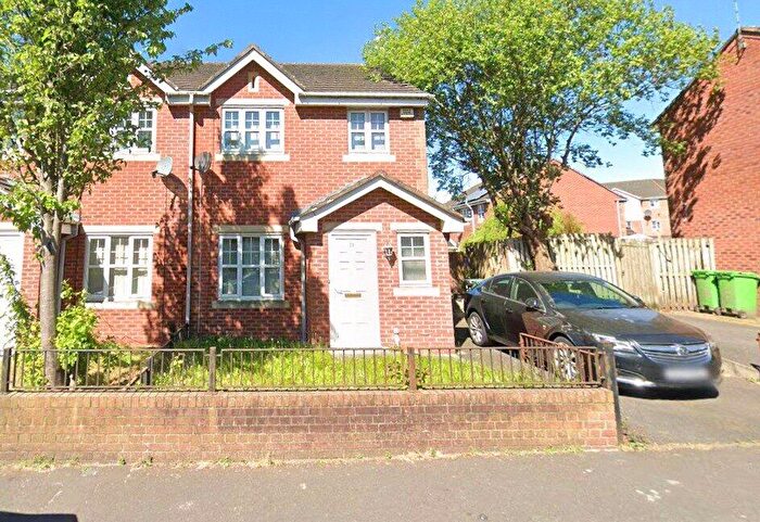 3 Bedroom Semi Detached House To Rent In Cobden Street, Harpurhey, Manchester, M9