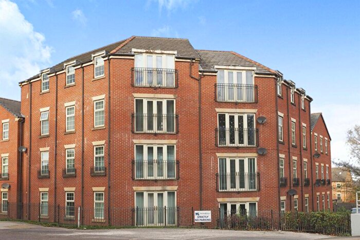 2 Bedroom Apartment For Sale In Barberry Court, Barnsley, S70