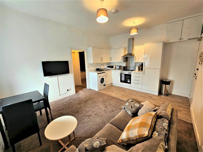 1 Bedroom Flat To Rent In Claremont Street, City Centre, Aberdeen, AB10
