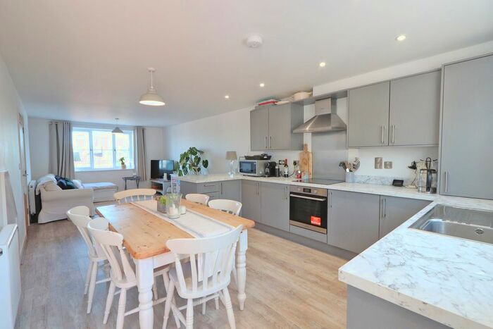 3 Bedroom Property To Rent In Legion View, Long Ashton, Bristol, BS41