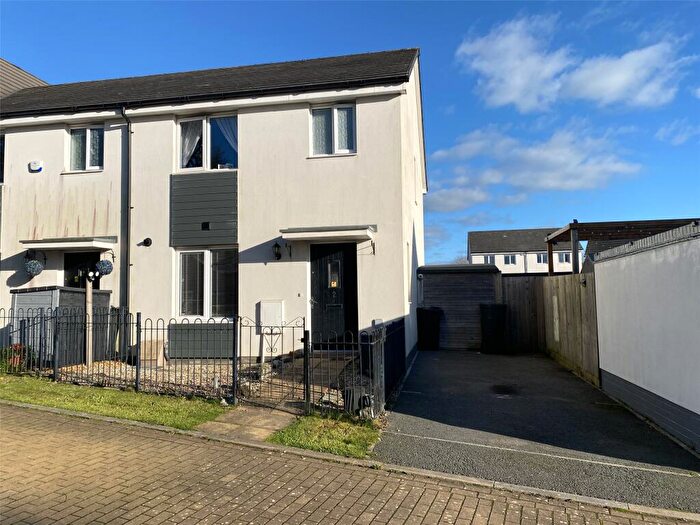 3 Bedroom End Of Terrace House For Sale In House Field Meadow, Launceston, Cornwall, PL15
