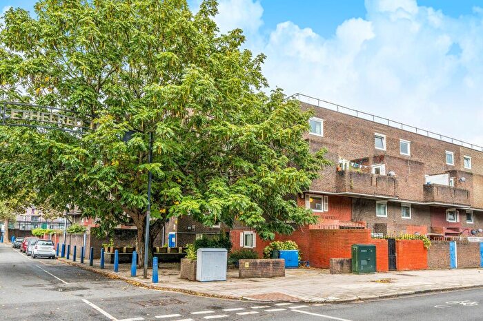 3 Bedroom Flat To Rent In Groome House, Black Prince Road, SE11