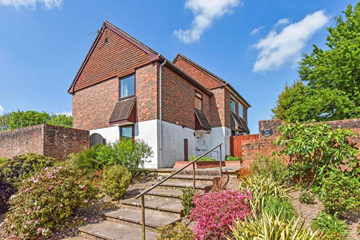 3 Bedroom Semi-Detached House For Sale In Bishop's Waltham - Town Centre Location, SO32