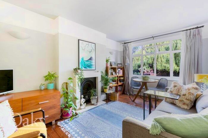 1 Bedroom Flat To Rent In Lewin Road, London, SW16