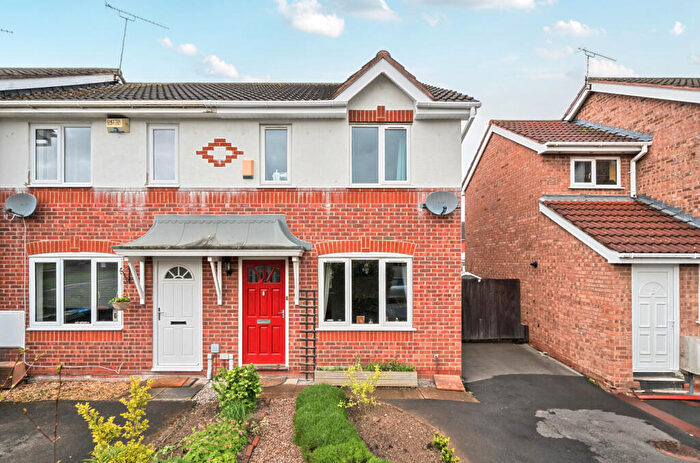 2 Bedroom End Of Terrace House For Sale In Beaumont Close, Saltney, Chester, CH4