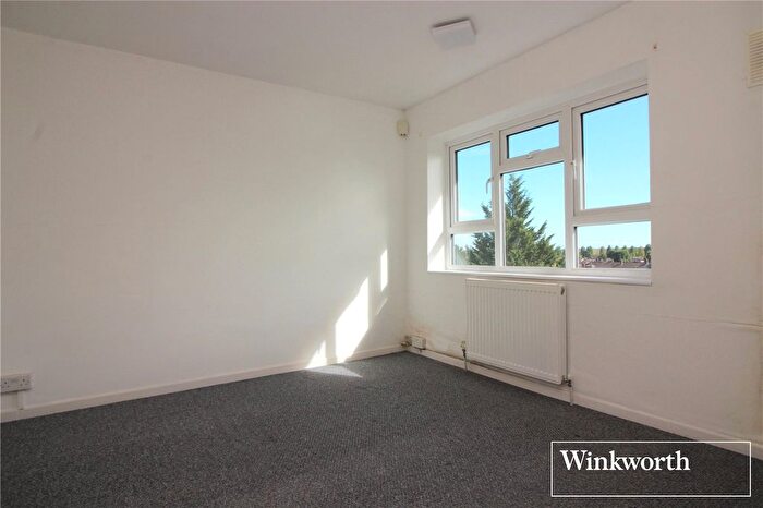 2 Bedroom Flat For Sale In Manor Way, Borehamwood, Hertfordshire, WD6