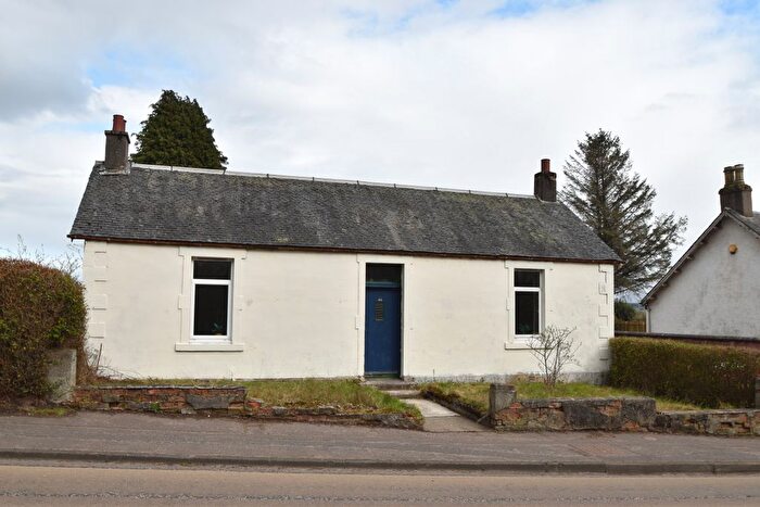 3 Bedroom Cottage For Sale In Erskine Place, Pumpherston, EH53