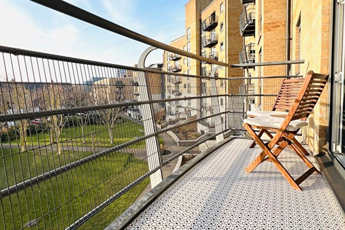 1 Bedroom Flat For Sale In Greenfell Mansions, London, SE8