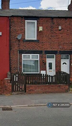 2 Bedroom Terraced House To Rent In Snydale Road, Barnsley, S72