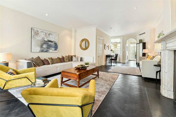 6 Bedroom Property To Rent In Chesterfield Hill, Mayfair, London, W1J