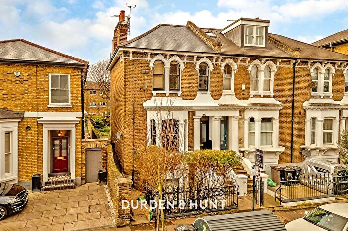 1 Bedroom Flat For Sale In Brookfield Road, Hackney, E9