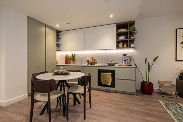 2 Bedroom Flat To Rent In The Maple, Aviator Drive, London, NW2