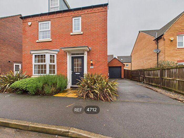 4 Bedroom Detached House To Rent In Latin Grove, Hucknall, Nottingham, NG15