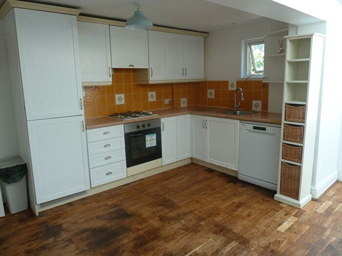 3 Bedroom Terraced House To Rent In Bicton Street, Exmouth, EX8
