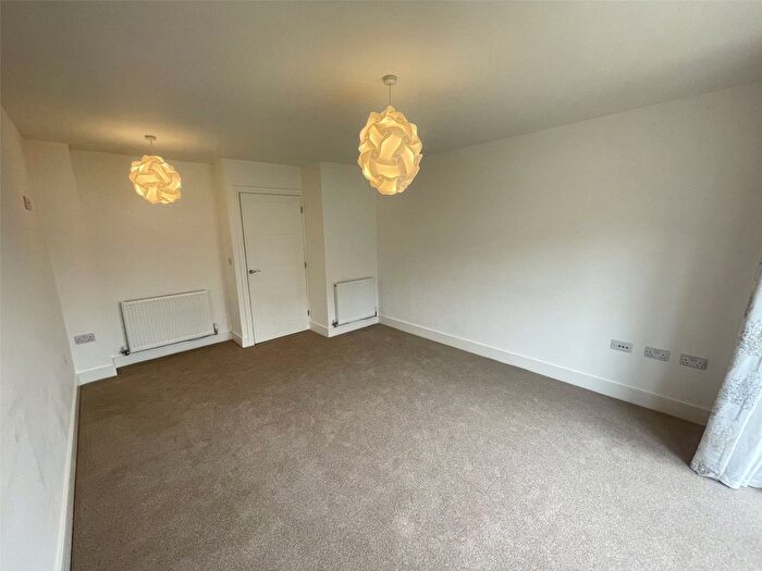 2 Bedroom End Of Terrace House To Rent In Sanderling Close, Barnstaple, Devon, EX32