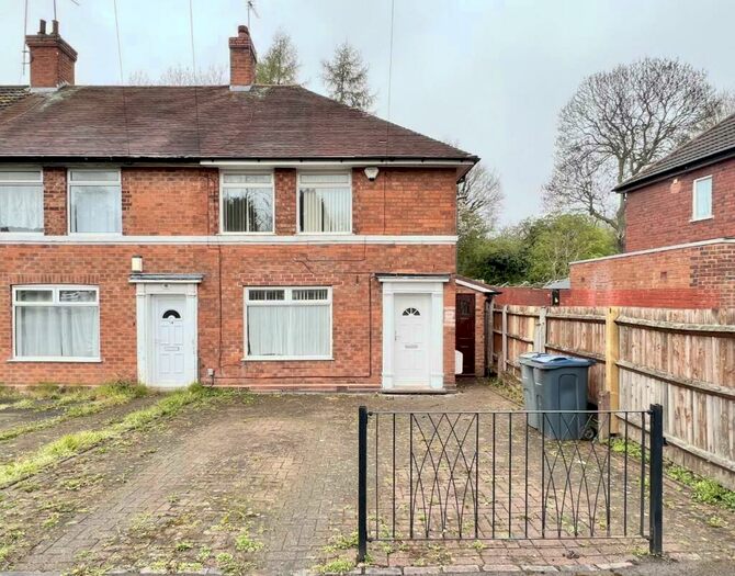 3 Bedroom End Of Terrace House To Rent In Corisande Road, Birmingham, B29