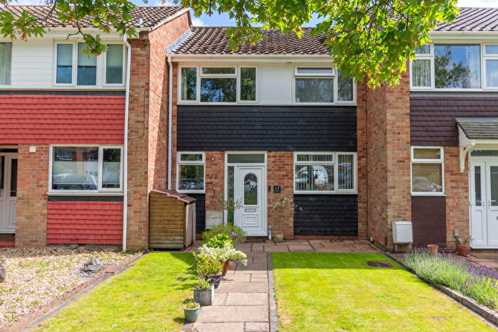 3 Bedroom Terraced House For Sale In Eastway Square, Nailsea, BS48