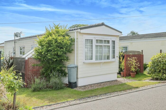 2 Bedroom Park Home For Sale In Woodland View, Stratton Strawless, Norwich, NR10