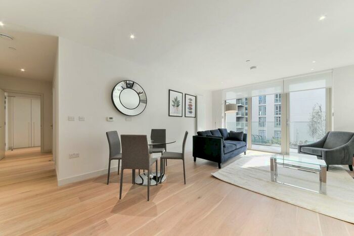 2 Bedroom Apartment To Rent In Liner House, Royal Wharf, London, E16