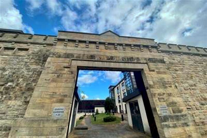 1 Bedroom Flat To Rent In Queens Gardens, Park Grange Road, Nr City Centre, Sheffield, S2