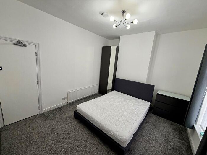 3 Bedroom Terraced House To Rent In Welby Street, Ardwick, M13