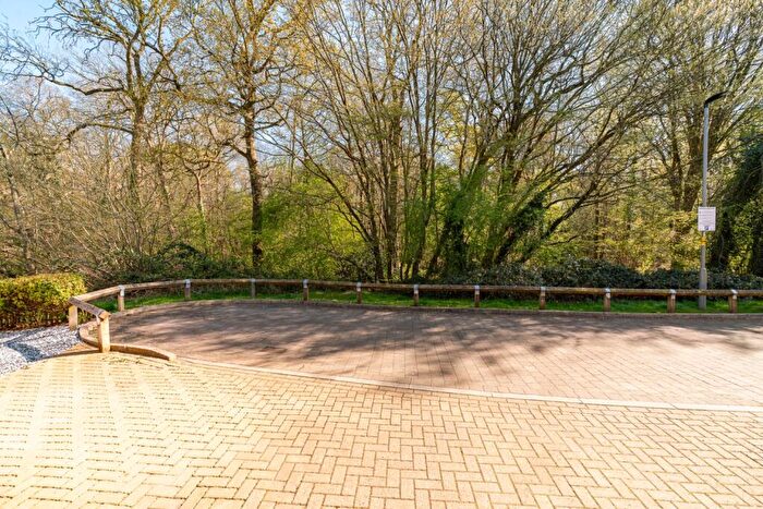 4 Bedroom Detached House For Sale In Victoria Close, Welwyn Garden City, Hertfordshire, AL7