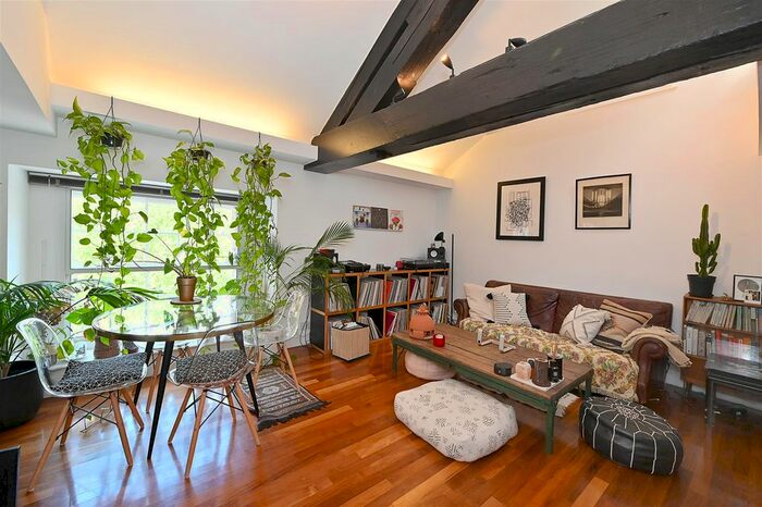 2 Bedroom Flat To Rent In The Listed Building, Wapping, E1W