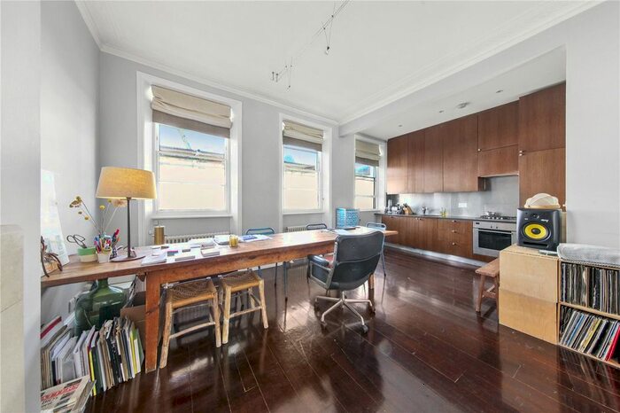 1 Bedroom Flat To Rent In Elgin Crescent, London, W11