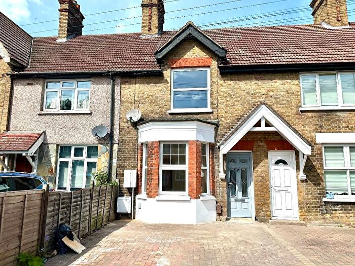 2 Bedroom Terraced House To Rent In High Street, Orpington, Kent, BR6