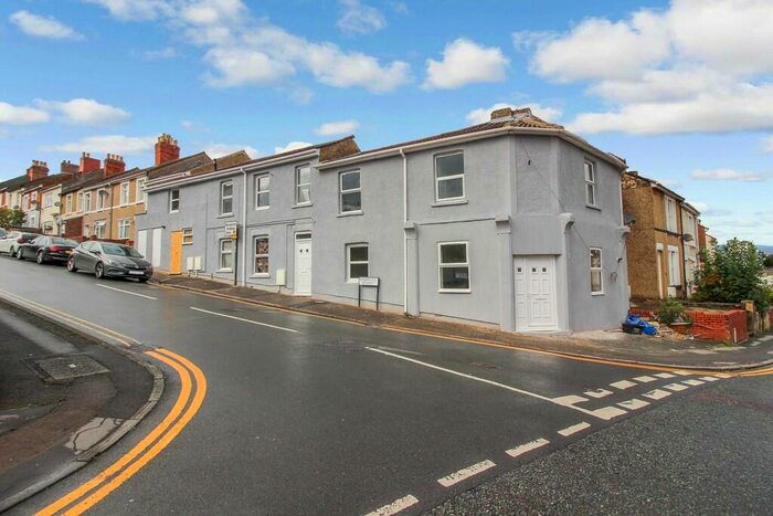 1 Bedroom Apartment To Rent In Stafford Street, Old Town, Swindon, SN1