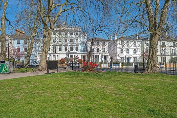 3 Bedroom Flat For Sale In Regents Park Road, London, NW1