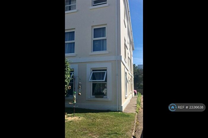 1 Bedroom Flat To Rent In Selborne Road, Littlehampton, BN17