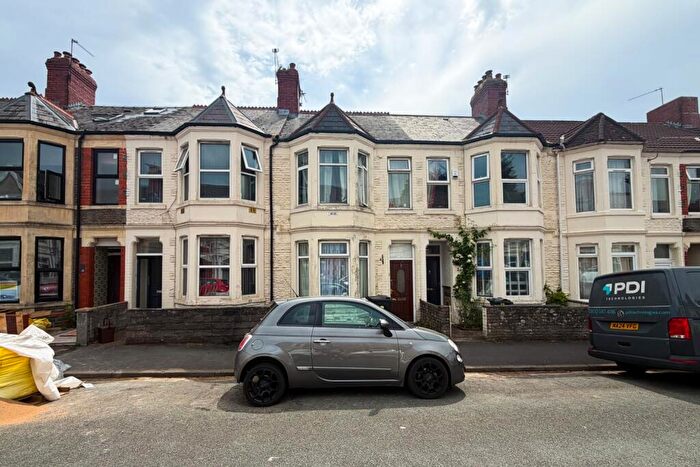 5 Bedroom Terraced House For Sale In Dogfield Street, Cathays, CF24