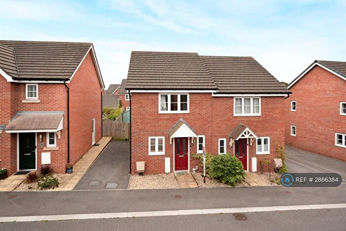 2 Bedroom Semi-Detached House To Rent In Porter Grove, Exeter, EX5