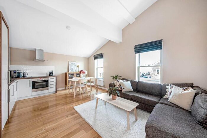 1 Bedroom Apartment To Rent In Wingfield Street, Peckham, London, SE15