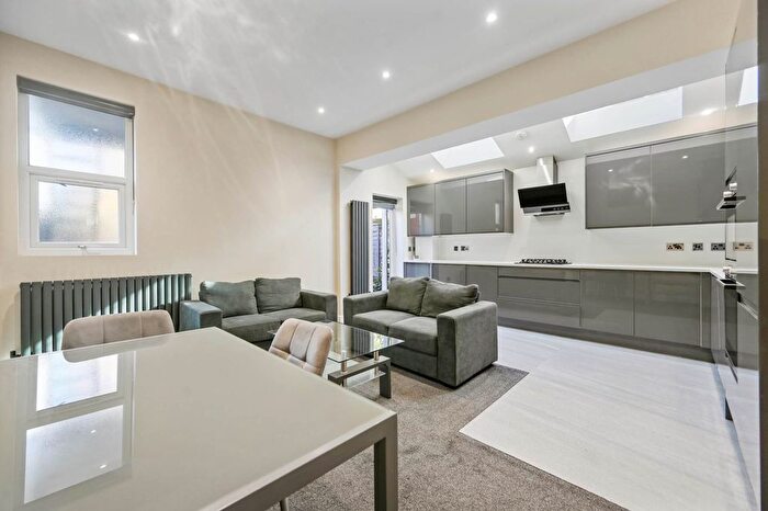 2 Bedroom Terraced House For Sale In Eynham Road, North Kensington, London, W12