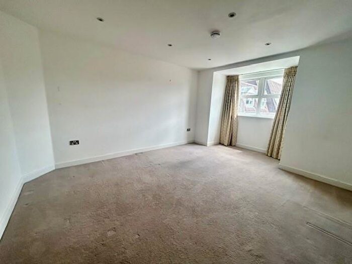 2 Bedroom Apartment To Rent In Elmhurst Court, Camberley, GU15