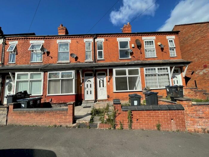 2 Bedroom Terraced House To Rent In Grove Road, Sparkhill, B11