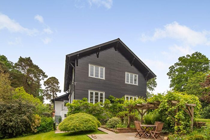 4 Bedroom Detached House For Sale In Plaws Hill, Peaslake, GU5