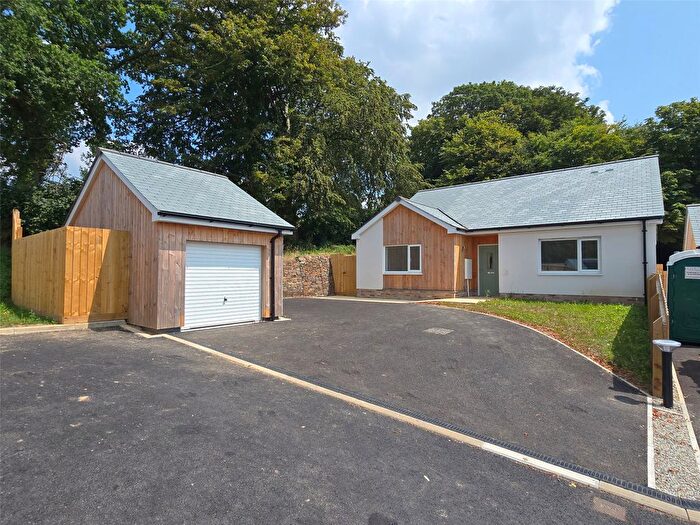 3 Bedroom Detached Bungalow For Sale In Dunheved Road, Launceston, Cornwall, PL15