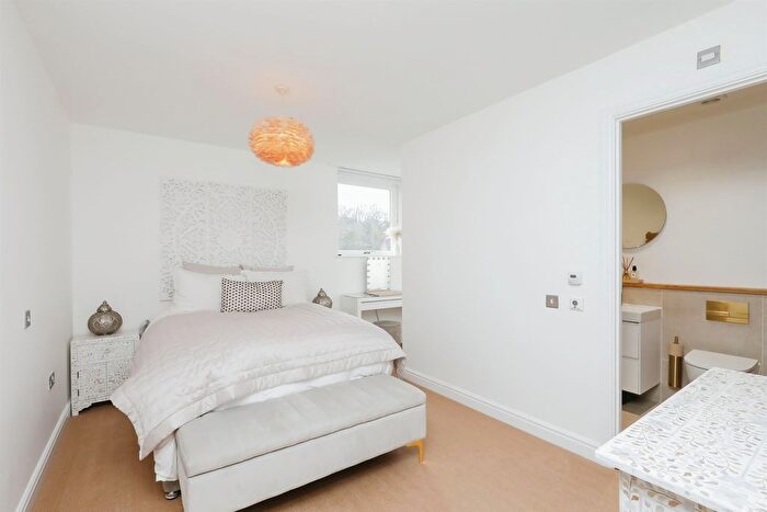 2 Bedroom Flat For Sale In Paper Mill Yard, Norwich, NR1